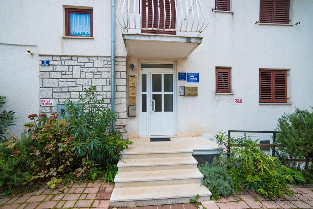 Apartments Daria Rovinj Exterior photo